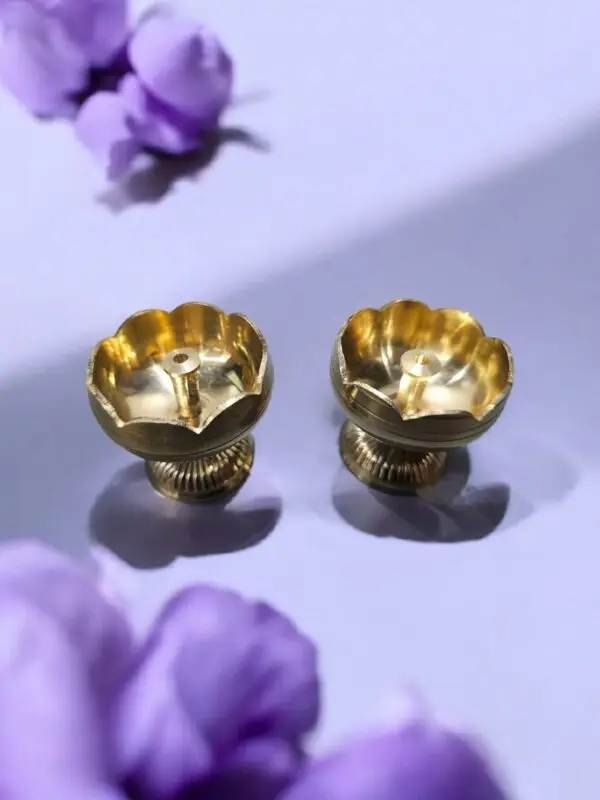 Sunflower Shaped Brass Akhand Jyoti Diya – Eternal Flame Diya for Mandir & Puja Decor | set of 2